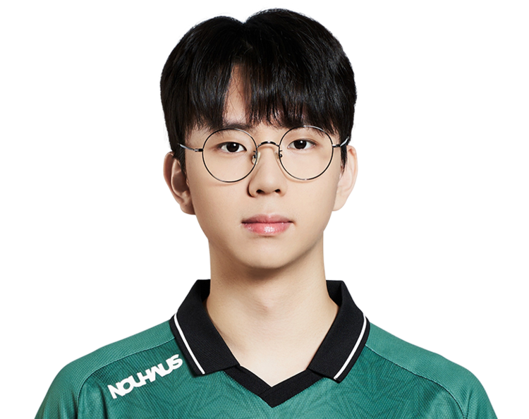 角卫亚历山 角卫亚历山