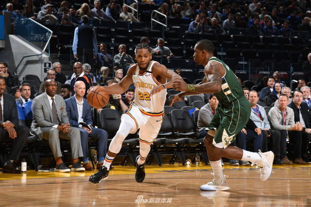 会涌向场中 会涌向场中